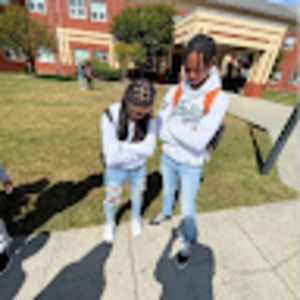 Meet your Posher, Mya